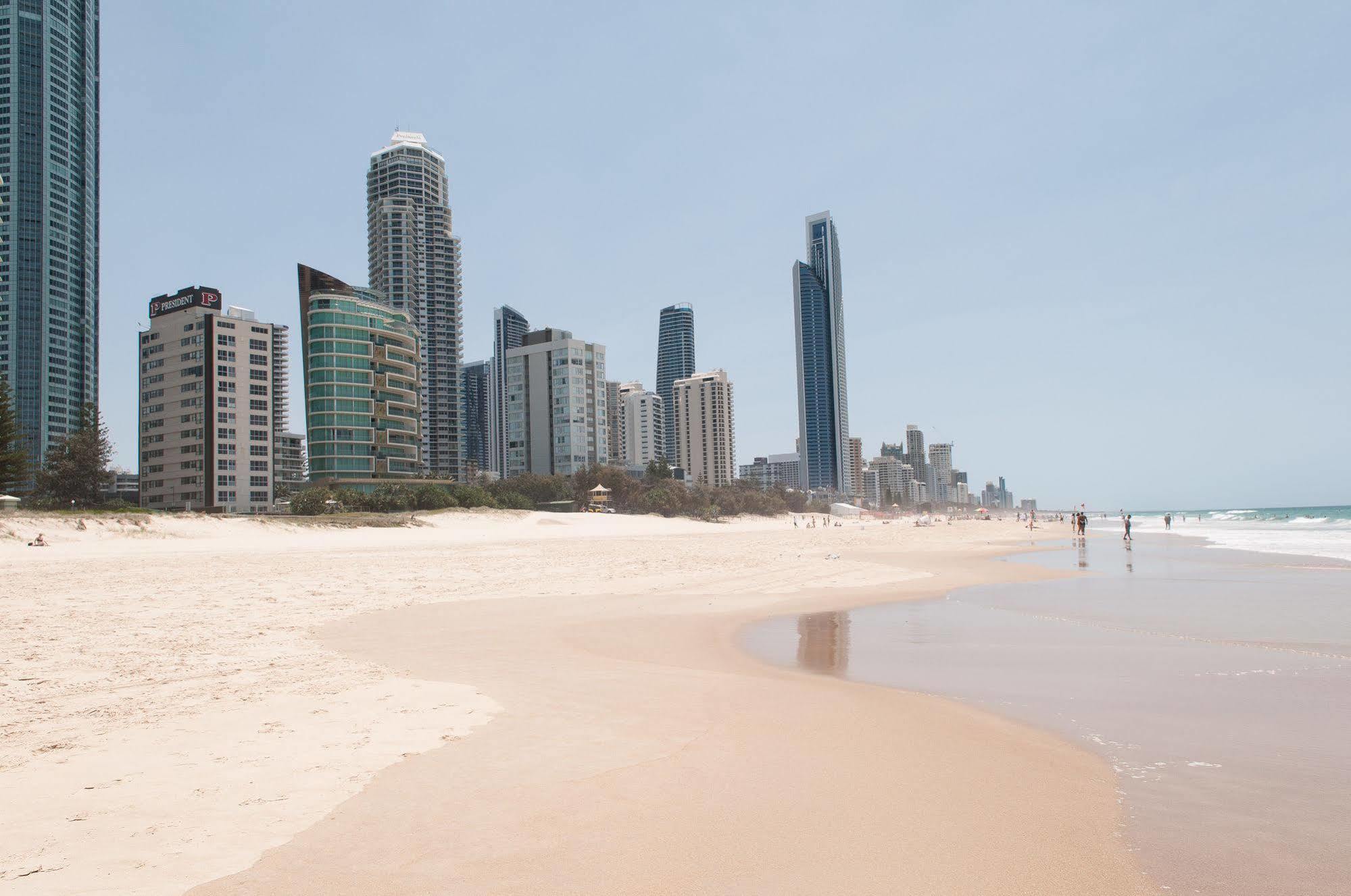 Costa D'Ora Holiday Apartments Gold Coast Buitenkant foto